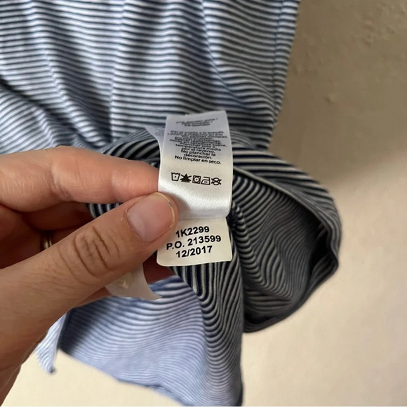 Vineyard Vines Shirt Men's Small Edgartown Polo in Navy Blue Stripe Pima Cotton - Picture 7 of 7